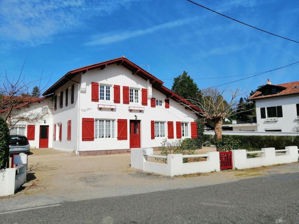 Maison Au Coeur D'Arcangues, Proximite De Biarritz Luaran gambar